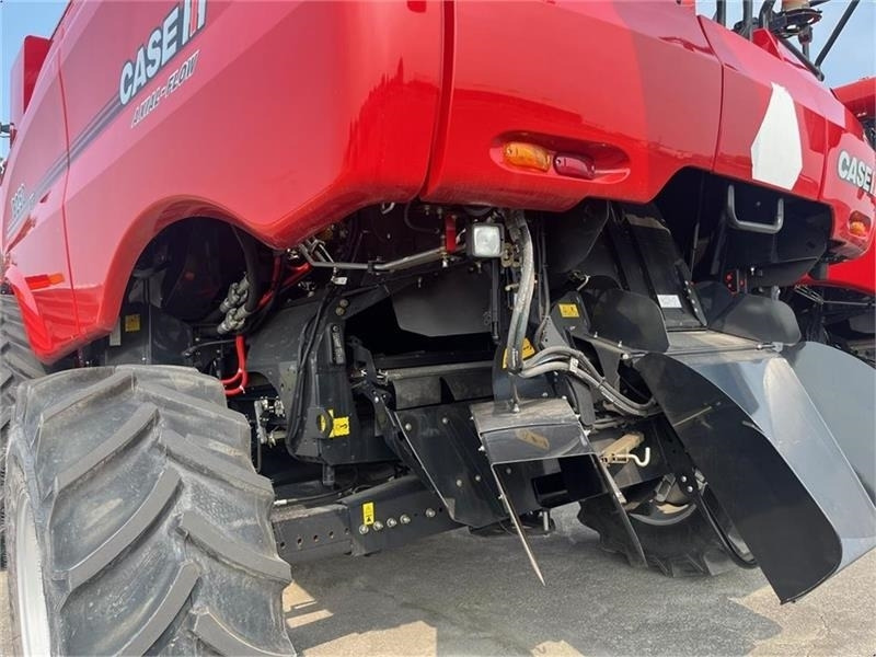 Case IH 8250 Axial-Flow New and unused combine - Mietitrebbia: foto 3 Case IH 8250 Axial-Flow New and unused combine - Mietitrebbia: foto 3