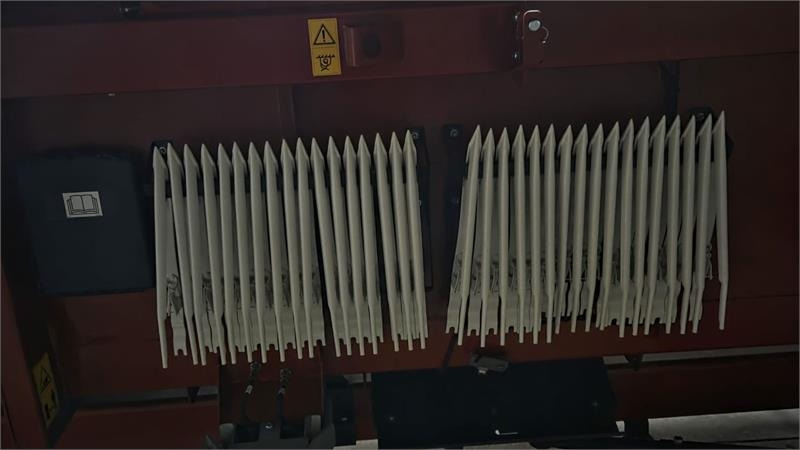 Case IH 8250 Axial-Flow med 35fod Varicut skærebord. Dansk - Mietitrebbia: foto 5 Case IH 8250 Axial-Flow med 35fod Varicut skærebord. Dansk - Mietitrebbia: foto 5