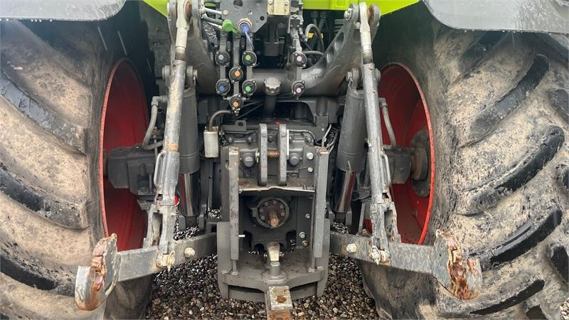Claas Axion 830 Med frontlift - Trattore: foto 5 Claas Axion 830 Med frontlift - Trattore: foto 5