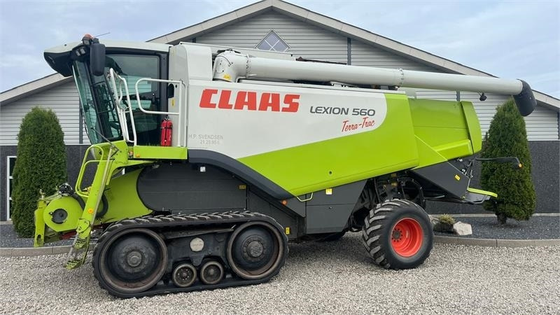 Claas LEXION 560 Med ny bælter og 4wd - Mietitrebbia: foto 1 Claas LEXION 560 Med ny bælter og 4wd - Mietitrebbia: foto 1