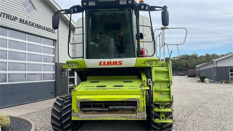 Claas LEXION 560 Med ny bælter og 4wd - Mietitrebbia: foto 4 Claas LEXION 560 Med ny bælter og 4wd - Mietitrebbia: foto 4