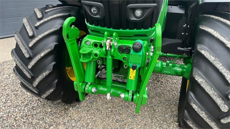 John Deere 6195R Premium Edition med frontlift - Trattore: foto 4 John Deere 6195R Premium Edition med frontlift - Trattore: foto 4
