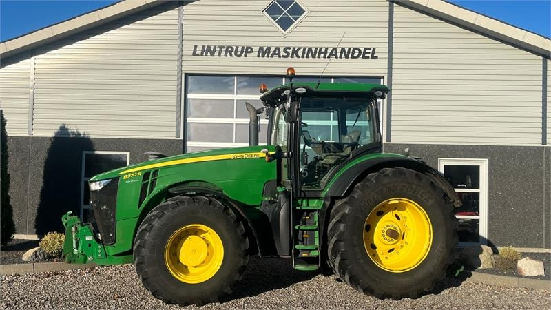 John Deere 8370R Med frontlift og fuld servicehistorik - Trattore: foto 1 John Deere 8370R Med frontlift og fuld servicehistorik - Trattore: foto 1