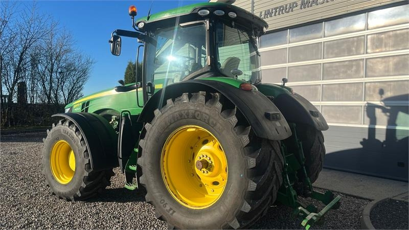 John Deere 8370R Med frontlift og fuld servicehistorik - Trattore: foto 3 John Deere 8370R Med frontlift og fuld servicehistorik - Trattore: foto 3