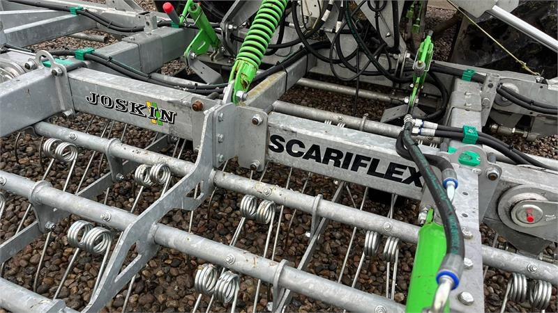 Joskin SCARIFLEX 1200 R6S6 12m bredstrigle med 6rækker tæ - Erpice: foto 4 Joskin SCARIFLEX 1200 R6S6 12m bredstrigle med 6rækker tæ - Erpice: foto 4