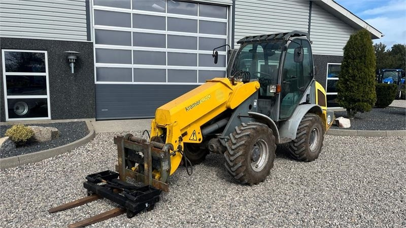 Kramer 750T Allrad med pallegafler og adabter. Med telesk - Pala gommata: foto 2 Kramer 750T Allrad med pallegafler og adabter. Med telesk - Pala gommata: foto 2