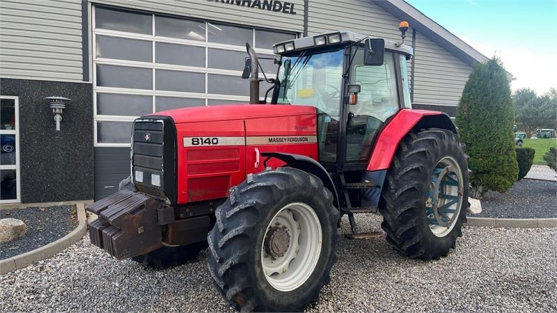 Massey Ferguson 8140 Dyna Shift - Trattore: foto 2 Massey Ferguson 8140 Dyna Shift - Trattore: foto 2