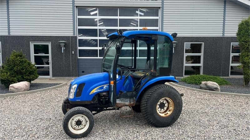 New Holland TC35DA - Trattore: foto 1 New Holland TC35DA - Trattore: foto 1