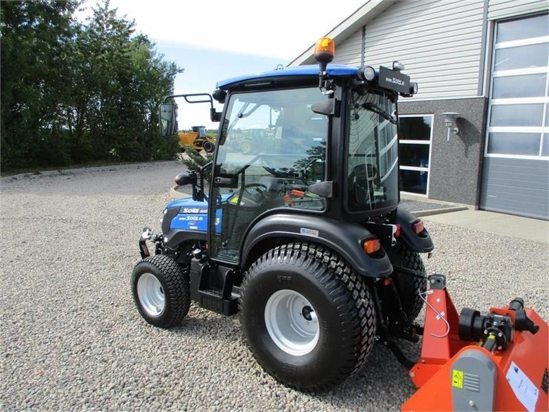 Trattore Solis 26 HST Med kabine, Turf dæk og frontlift samt fron: foto 6
