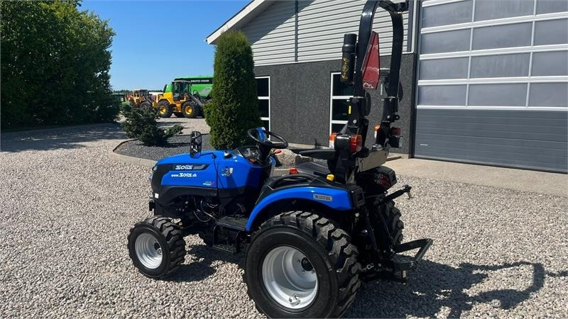 Solis H26 HST Hydrostat. Industrihjul - Trattore comunale: foto 3 Solis H26 HST Hydrostat. Industrihjul - Trattore comunale: foto 3