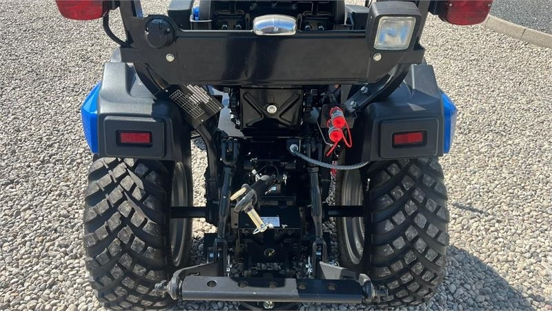 Solis H26 HST Med Frontlæsser og GardenPro dæk - Trattore: foto 5 Solis H26 HST Med Frontlæsser og GardenPro dæk - Trattore: foto 5