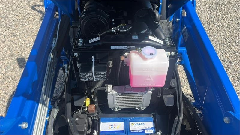 Trattore Solis H26 HST Turfdæk og Frontlæsser: foto 9