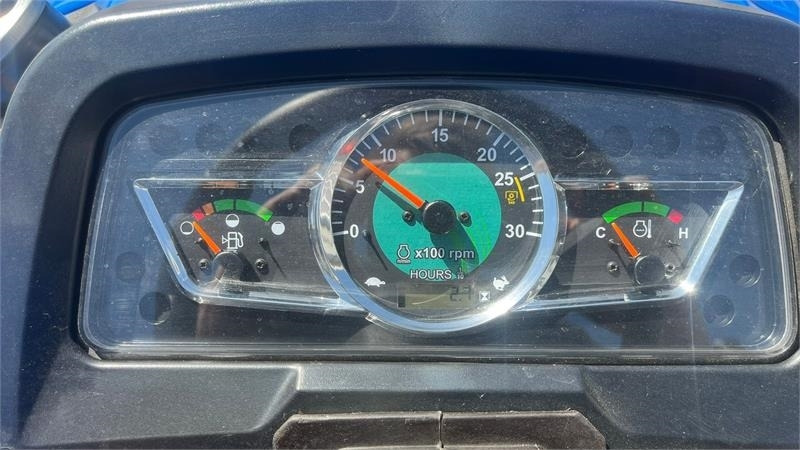 Trattore Solis H26 HST Turfdæk og Frontlæsser: foto 8