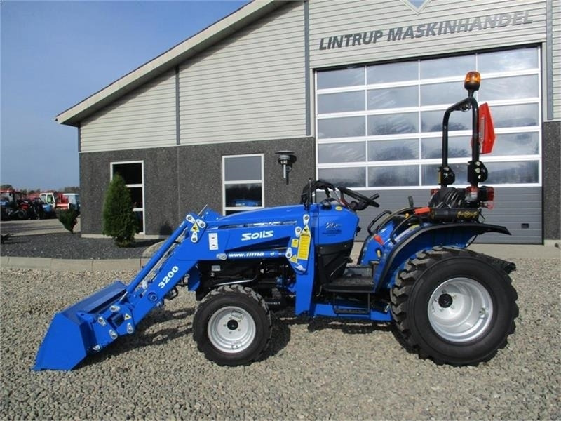 Solis S26 6+2 gearmaskine med Servostyring og fuldhydrau - Trattore: foto 2 Solis S26 6+2 gearmaskine med Servostyring og fuldhydrau - Trattore: foto 2