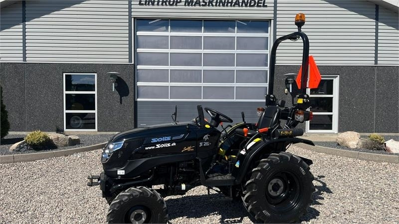 Solis S26 Limited Edition i sort 6+2 Gearmaskine med Ser - Trattore: foto 1 Solis S26 Limited Edition i sort 6+2 Gearmaskine med Ser - Trattore: foto 1