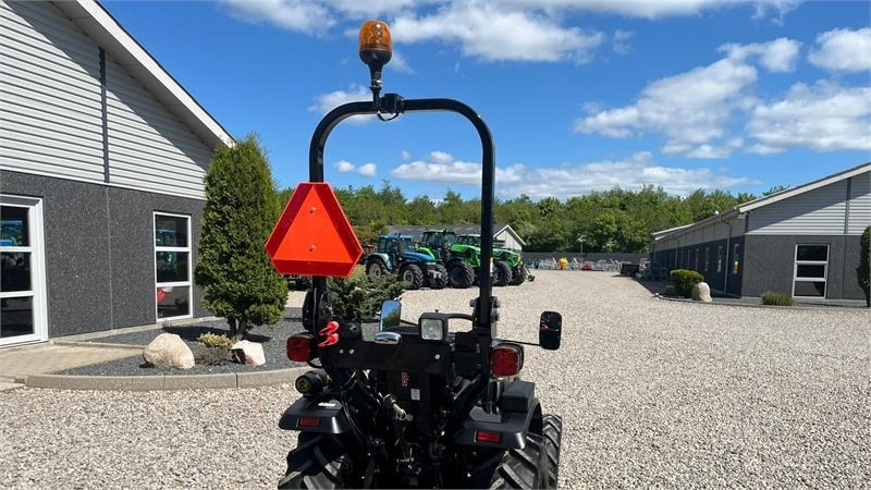 Solis S26 Limited Edition i sort 6+2 Gearmaskine med Ser - Trattore: foto 5 Solis S26 Limited Edition i sort 6+2 Gearmaskine med Ser - Trattore: foto 5