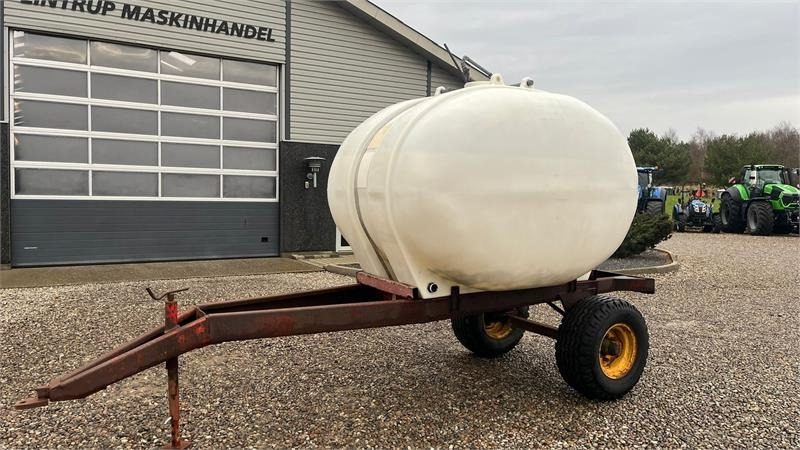 - - - Vandvogn - Attrezzatura per l'irrigazione: foto 2 - - - Vandvogn - Attrezzatura per l'irrigazione: foto 2