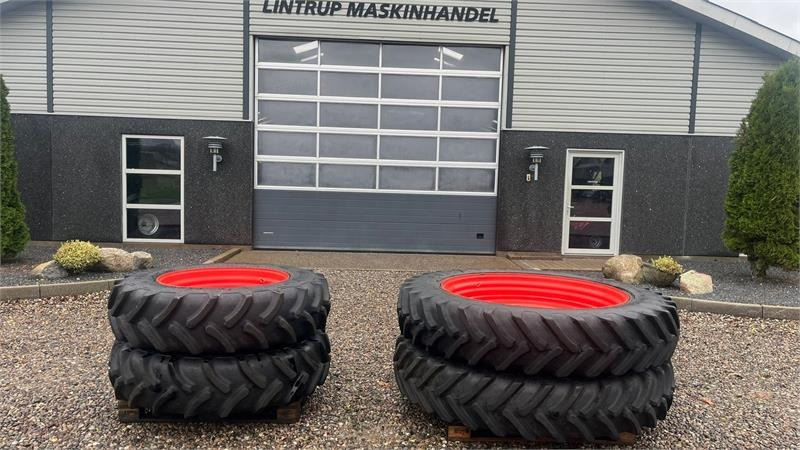 Sprøjtehjul 380/85R34 og 380/90R50 Har siddet på e - Pneumatico per Macchina agricola: foto 1 Sprøjtehjul 380/85R34 og 380/90R50 Har siddet på e - Pneumatico per Macchina agricola: foto 1