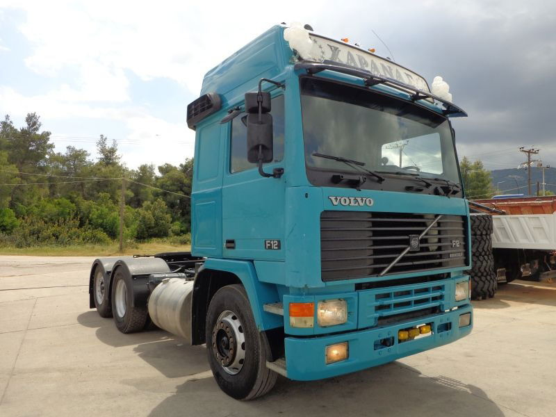 Volvo F 12.400 Volvo F12 6X2 TD122FL - Trattore stradale: foto 2 Volvo F 12.400 Volvo F12 6X2 TD122FL - Trattore stradale: foto 2