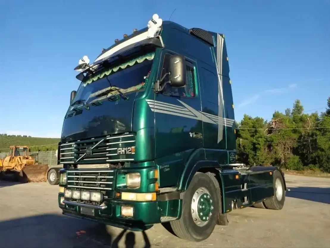 Volvo FH 12.420 Volvo FH12.420 4X2 - Trattore stradale: foto 1 Volvo FH 12.420 Volvo FH12.420 4X2 - Trattore stradale: foto 1