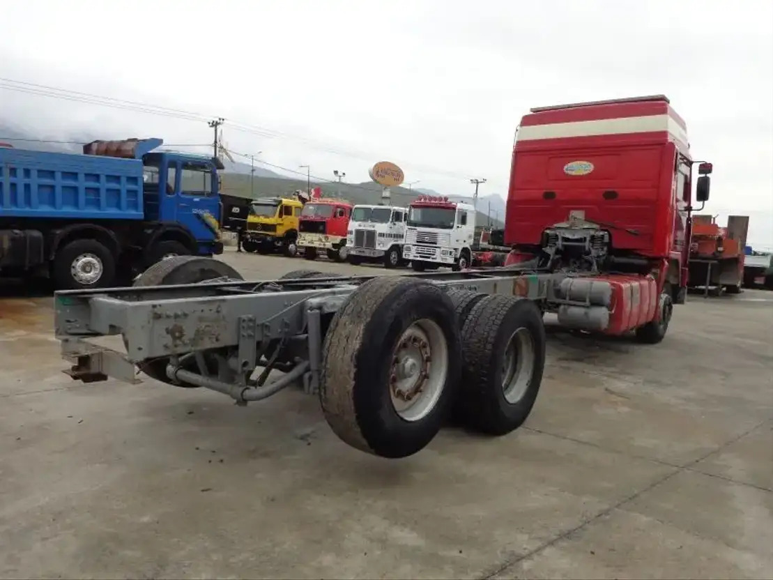 Volvo F 12.400 Volvo F12 6X2 405Hp -TD123ES - Autocarro telaio: foto 5 Volvo F 12.400 Volvo F12 6X2 405Hp -TD123ES - Autocarro telaio: foto 5