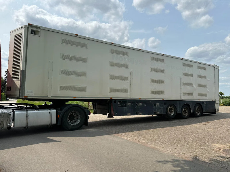 Berdex NO BERDEX HMK 4 stock livestock trailer SPF - Semirimorchio trasporto bestiame: foto 3 Berdex NO BERDEX HMK 4 stock livestock trailer SPF - Semirimorchio trasporto bestiame: foto 3
