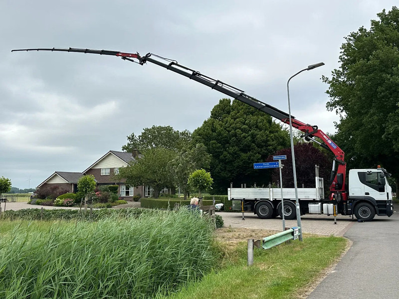Iveco Stralis 420 2015!!TRUCK HMF50TM/FLY-JIB! WINCH/LIER!ROOF/DACH!!MANUTENTION!! - Camion con gru: foto 5 Iveco Stralis 420 2015!!TRUCK HMF50TM/FLY-JIB! WINCH/LIER!ROOF/DACH!!MANUTENTION!! - Camion con gru: foto 5