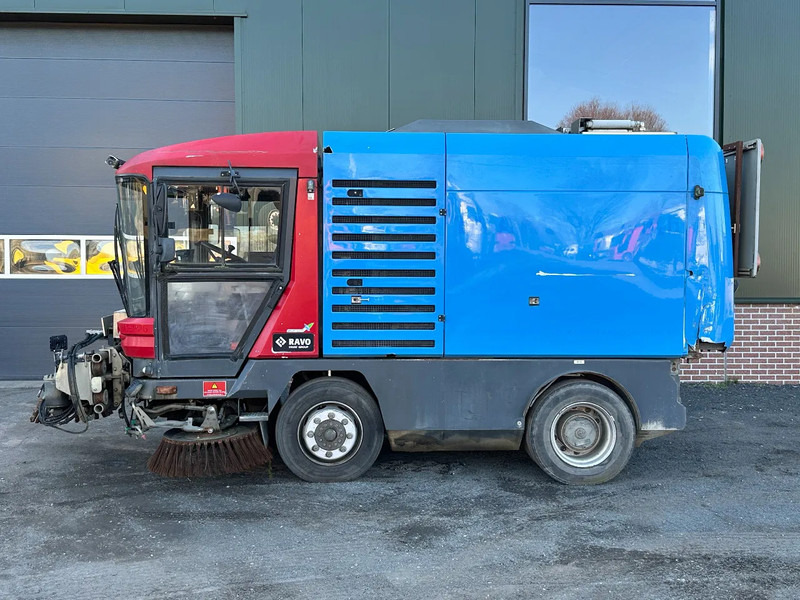 Ravo 580 VEEGMACHINE/SWEEPER!! - Spazzatrice stradale: foto 2 Ravo 580 VEEGMACHINE/SWEEPER!! - Spazzatrice stradale: foto 2