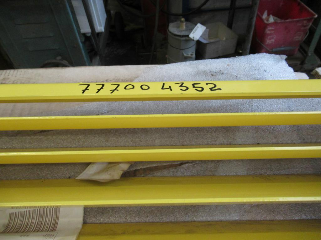 Bomag 57300801 - - Porta e ricambi per Macchina da cantiere: foto 5 Bomag 57300801 - - Porta e ricambi per Macchina da cantiere: foto 5