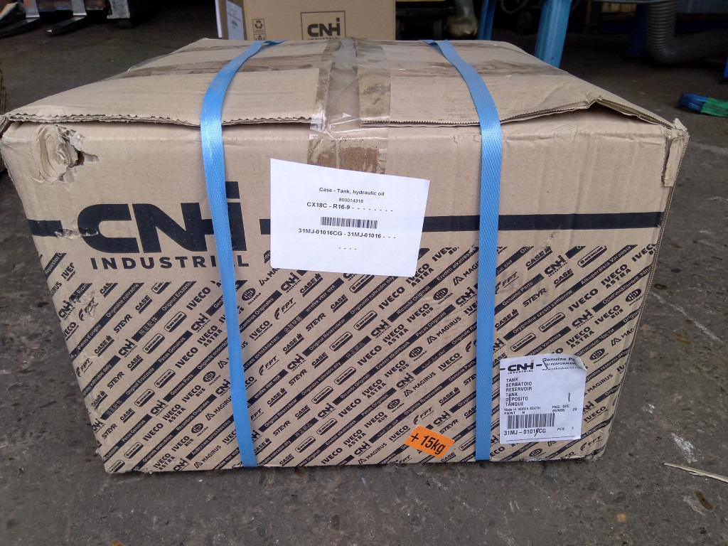 Case 31MJ-01016CG - 31MJ-01016 - Serbatoio idraulico per Macchina da cantiere: foto 5 Case 31MJ-01016CG - 31MJ-01016 - Serbatoio idraulico per Macchina da cantiere: foto 5