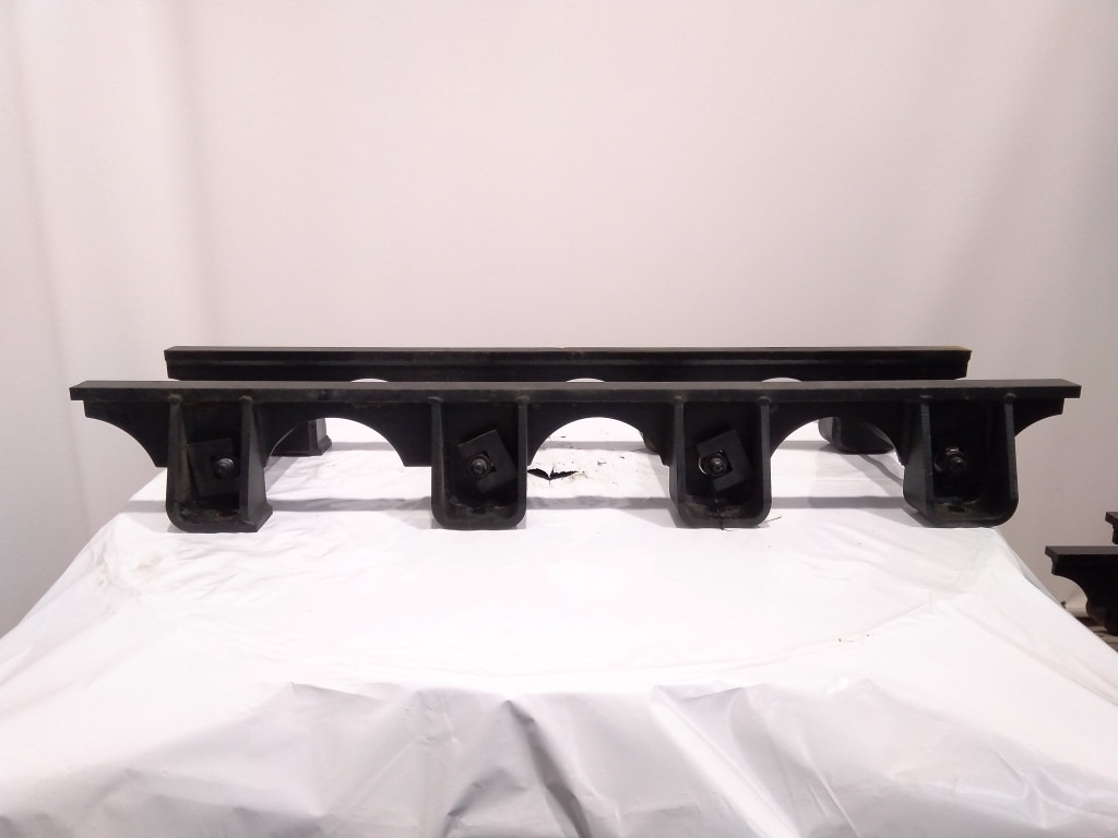 Caterpillar 3241003 - 3241004 - Cingolo per Macchina da cantiere: foto 1 Caterpillar 3241003 - 3241004 - Cingolo per Macchina da cantiere: foto 1