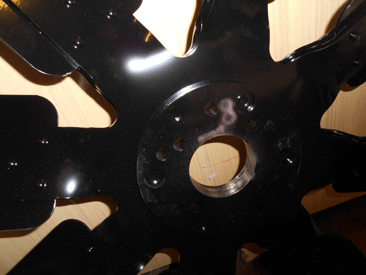 Caterpillar 4017451 - 1437477 - Ventilatore per Macchina da cantiere: foto 4 Caterpillar 4017451 - 1437477 - Ventilatore per Macchina da cantiere: foto 4