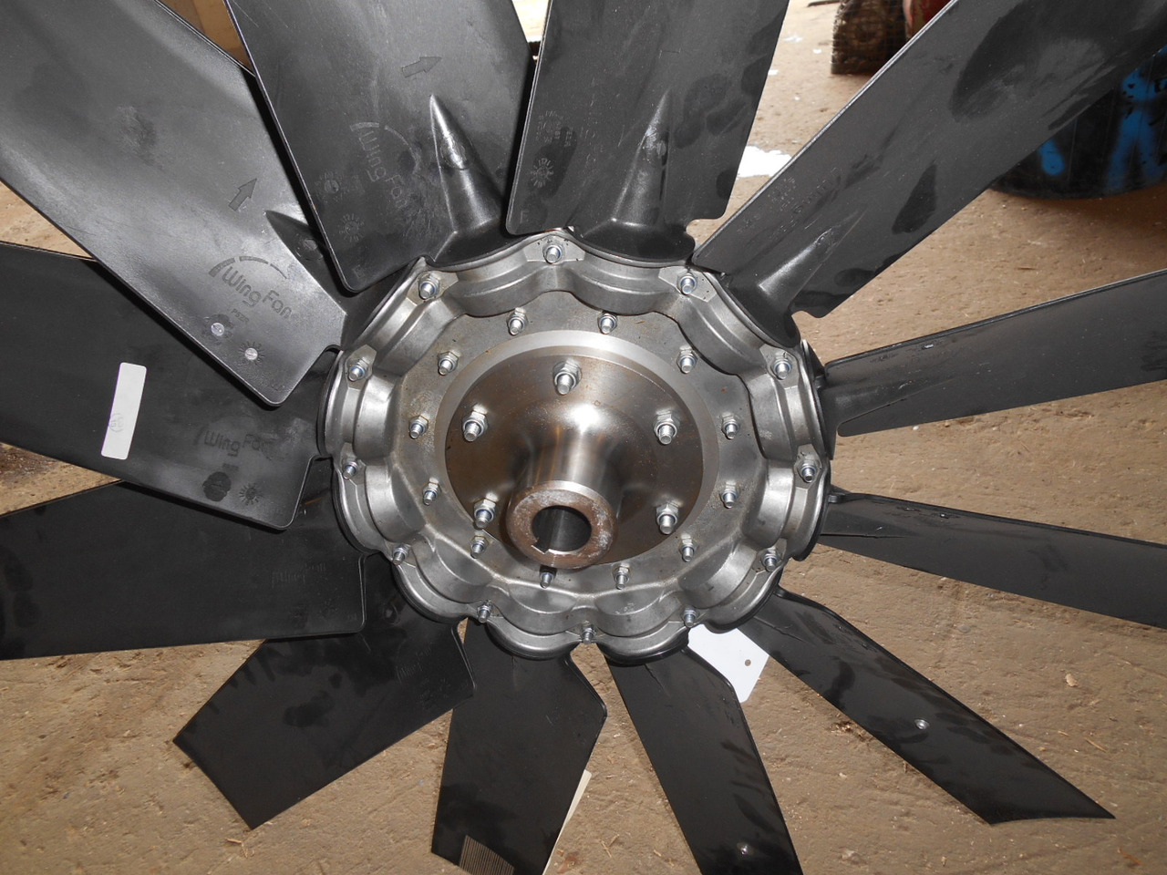 Caterpillar 5348410 - 2101350 - Ventilatore per Macchina da cantiere: foto 4 Caterpillar 5348410 - 2101350 - Ventilatore per Macchina da cantiere: foto 4