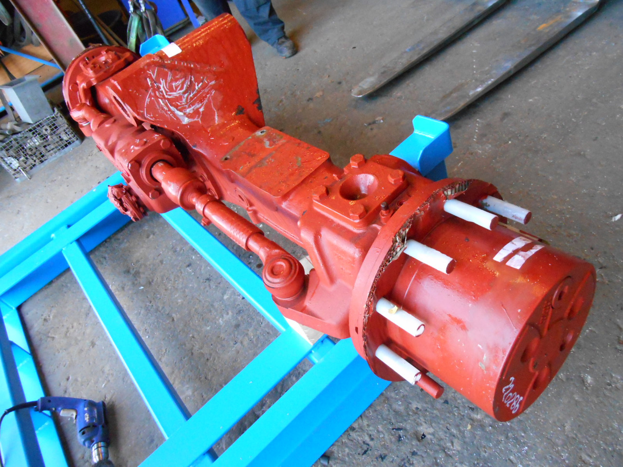Doosan 1001040123 - 4472074052 - Asse anteriore per Macchina da cantiere: foto 1 Doosan 1001040123 - 4472074052 - Asse anteriore per Macchina da cantiere: foto 1