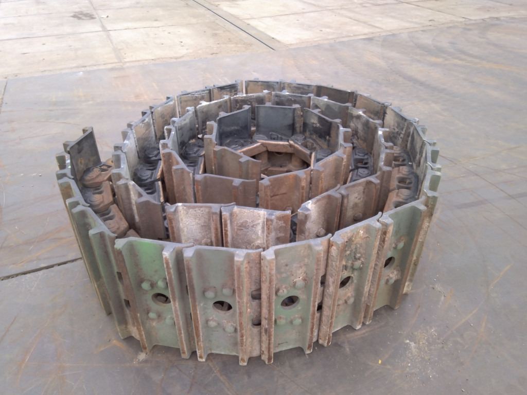 Hitachi 9261594 - 9254119 - Cingolo per Macchina da cantiere: foto 1 Hitachi 9261594 - 9254119 - Cingolo per Macchina da cantiere: foto 1