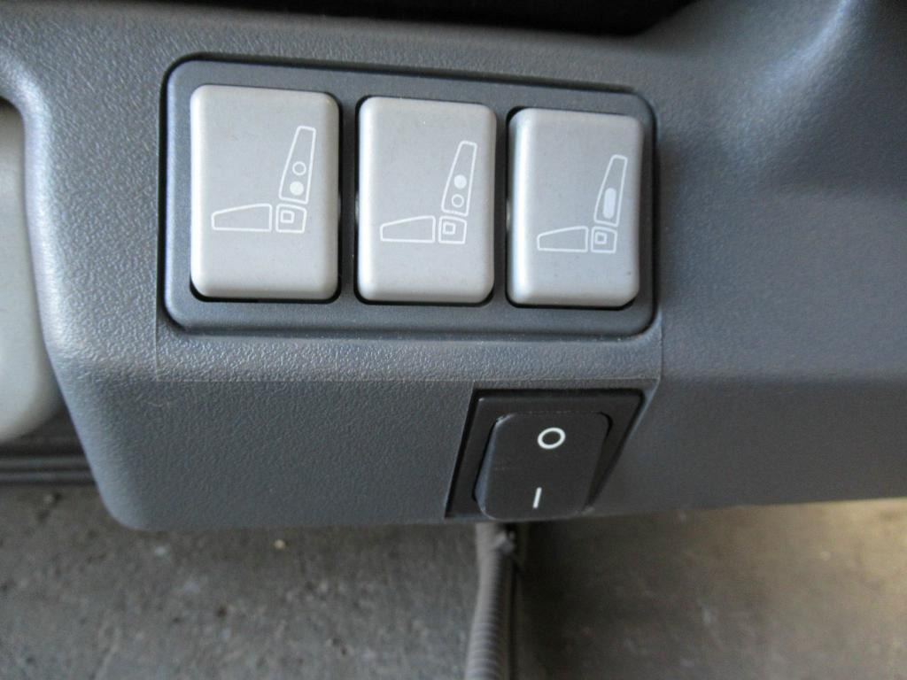 O&K - Sedile per Macchina da cantiere: foto 3 O&K - Sedile per Macchina da cantiere: foto 3