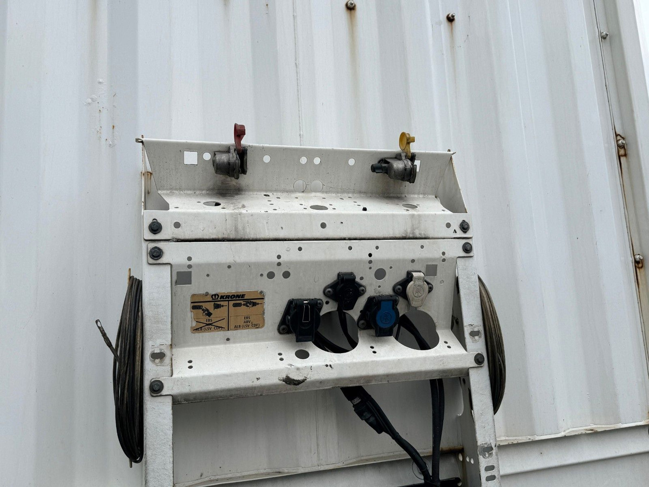 Krone SD - Semirimorchio centinato: foto 2 Krone SD - Semirimorchio centinato: foto 2