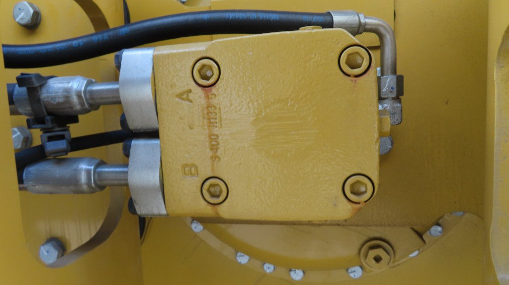 Rullo compattatore/ Rullo compressore Caterpillar CS66B: foto 14 Rullo compattatore/ Rullo compressore Caterpillar CS66B: foto 14