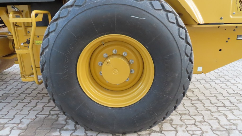 Rullo compattatore/ Rullo compressore Caterpillar CS66B: foto 12 Rullo compattatore/ Rullo compressore Caterpillar CS66B: foto 12