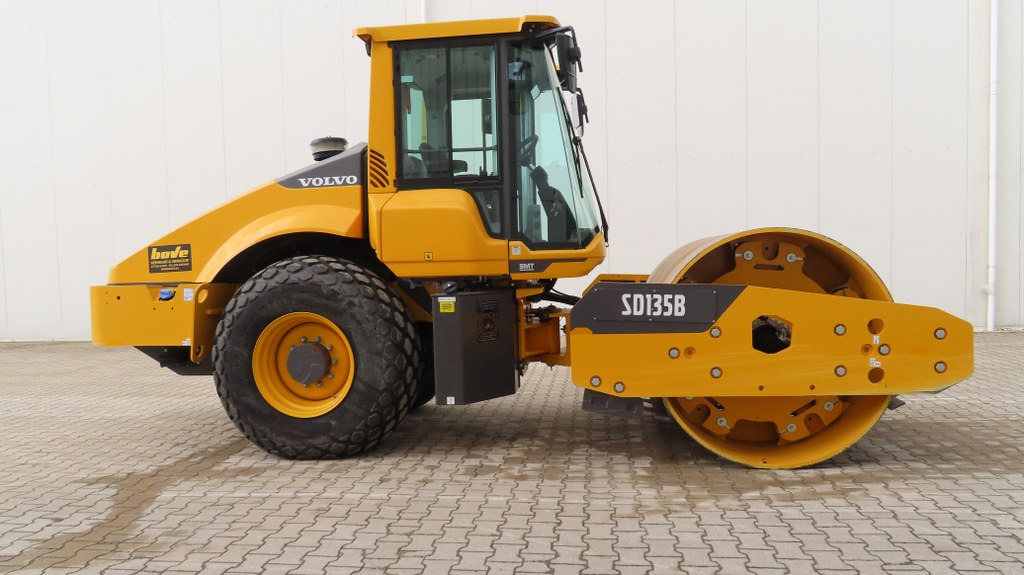 Volvo SD 135 B - Rullo compattatore/ Rullo compressore: foto 1 Volvo SD 135 B - Rullo compattatore/ Rullo compressore: foto 1