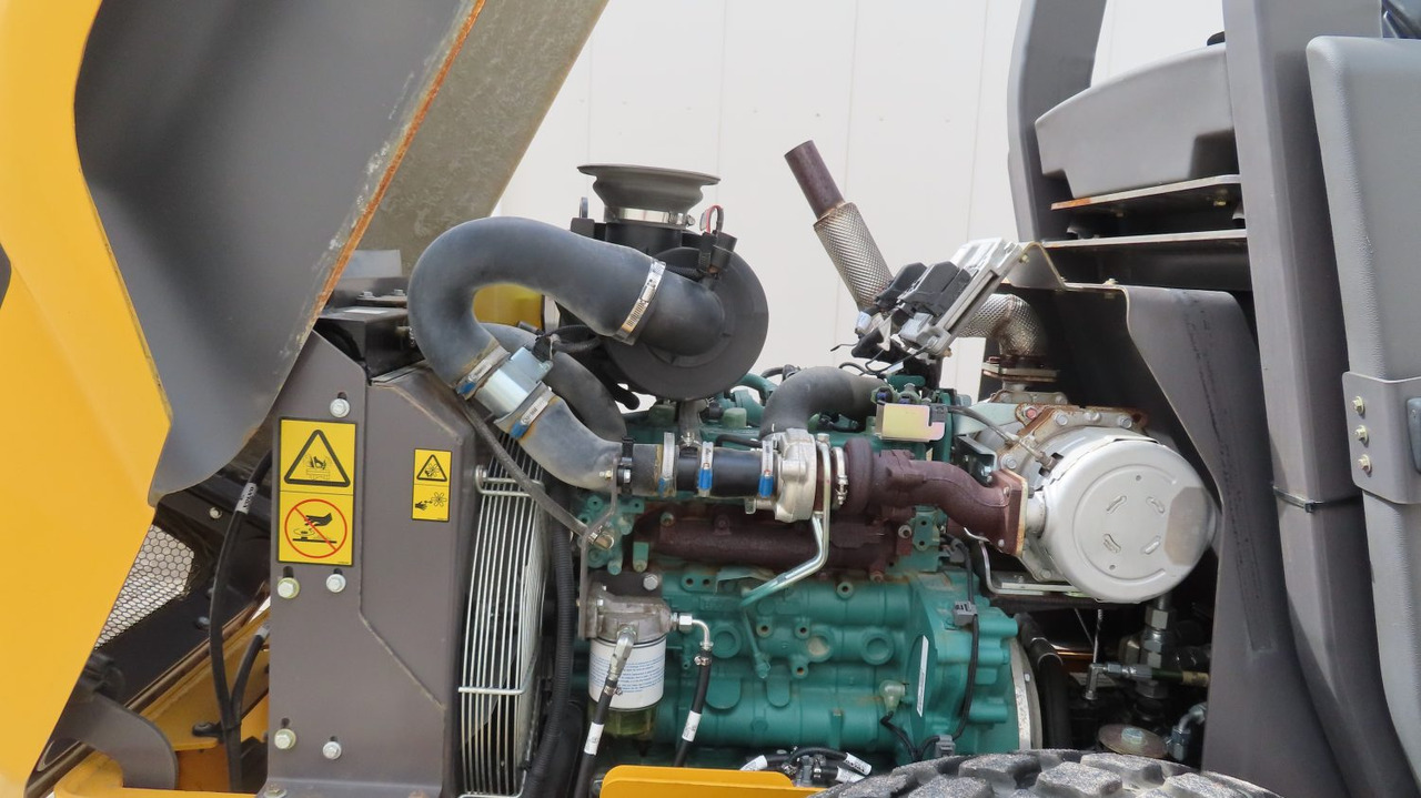 Rullo compattatore/ Rullo compressore Volvo SD 45 B: foto 10