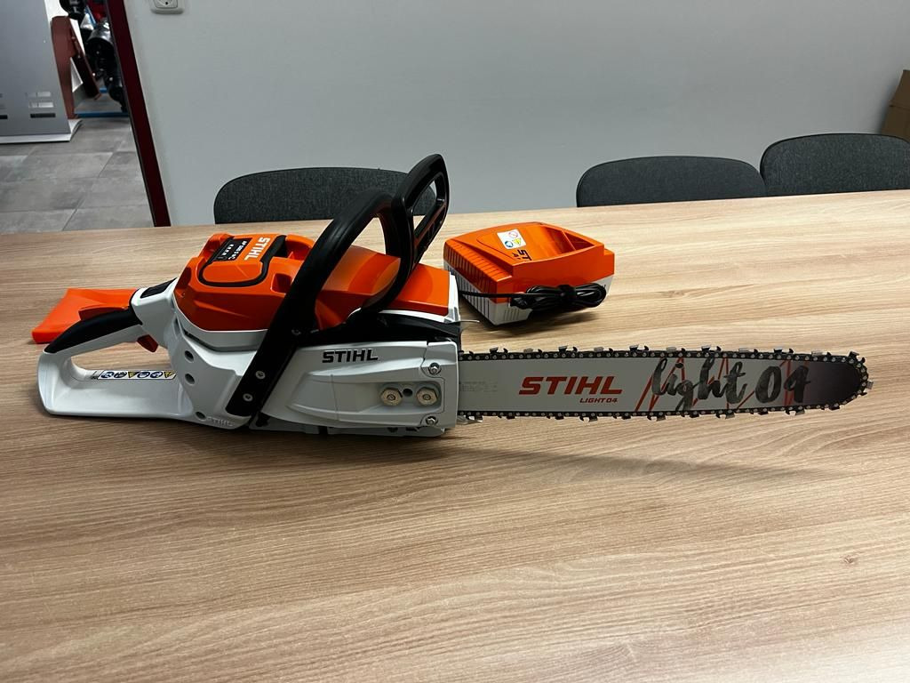Stihl MSA 300 C-O - Macchina forestale: foto 2 Stihl MSA 300 C-O - Macchina forestale: foto 2
