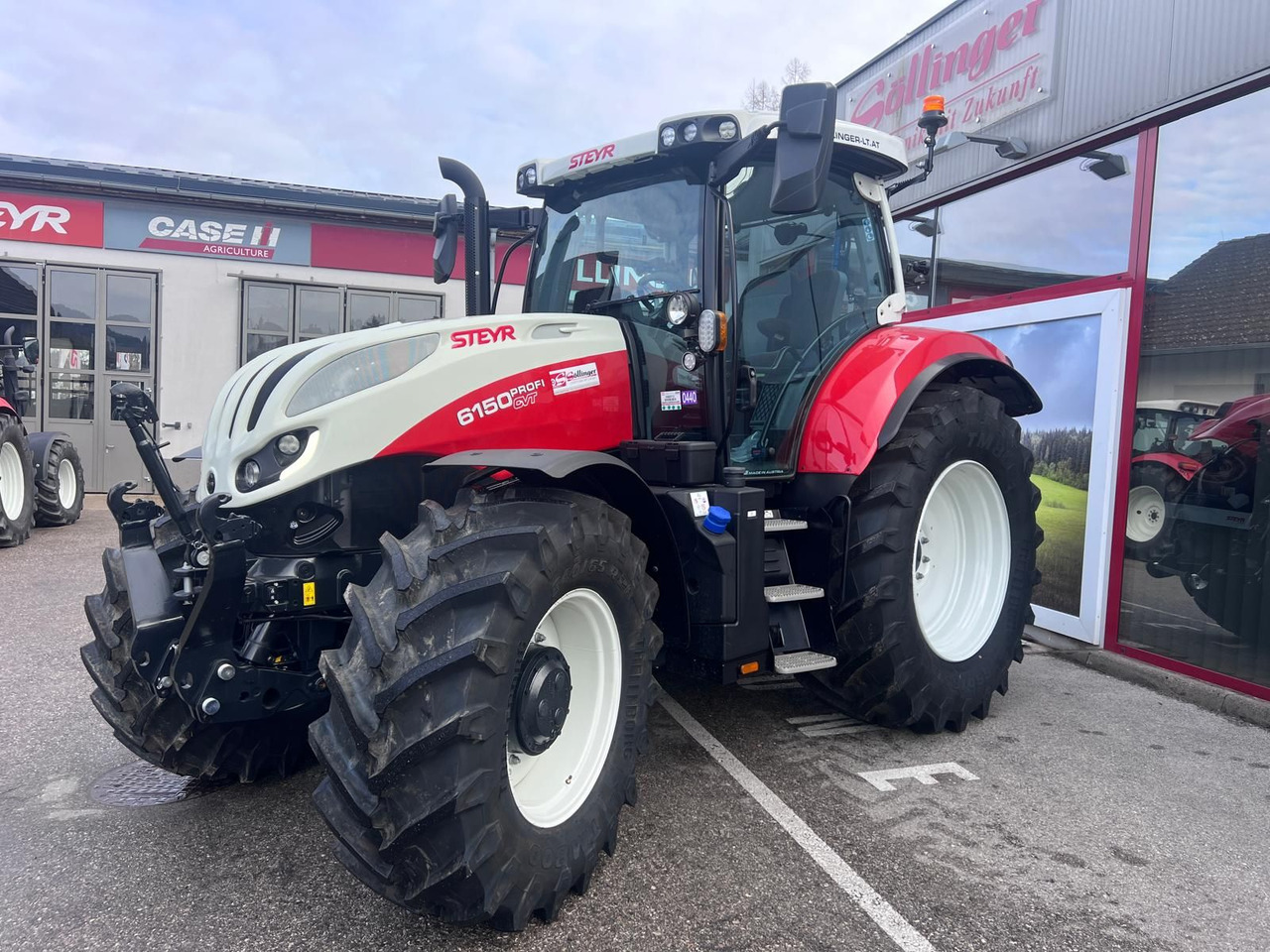 Steyr 6150 Profi CVT (Stage V) - Trattore: foto 1 Steyr 6150 Profi CVT (Stage V) - Trattore: foto 1