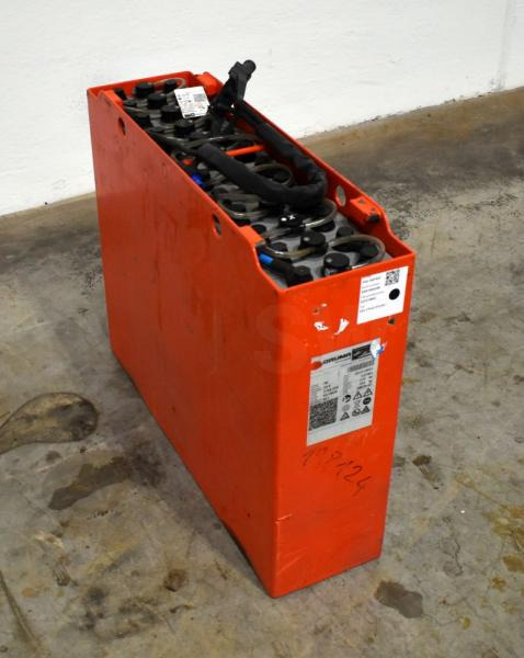 GRUMA 24 Volt 3 PzS 375 Ah - Batteria: foto 1 GRUMA 24 Volt 3 PzS 375 Ah - Batteria: foto 1