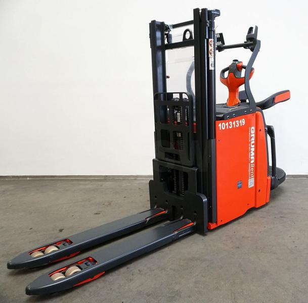 Linde D 10 AP ION 1163 - Stoccatore: foto 2 Linde D 10 AP ION 1163 - Stoccatore: foto 2