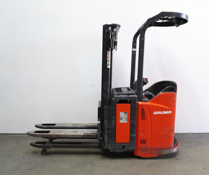 Linde D 12 SP 133 - Stoccatore: foto 3 Linde D 12 SP 133 - Stoccatore: foto 3