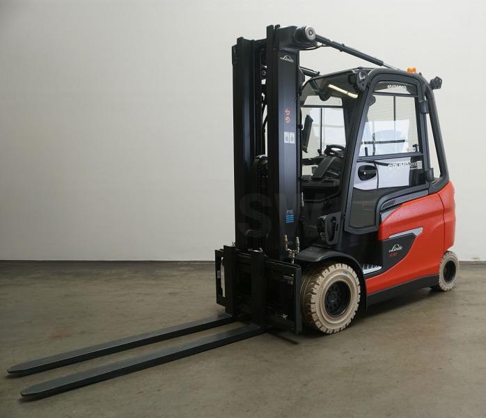 Carrello elevatore elettrico Linde E 30/600 HL 1252-01: foto 1
