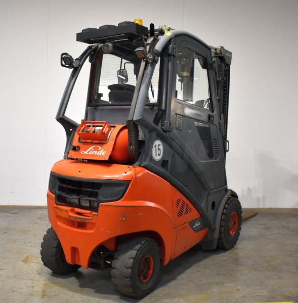 Linde H 25 T/600 EVO 393-02 - Carrello elevatore a gas: foto 2 Linde H 25 T/600 EVO 393-02 - Carrello elevatore a gas: foto 2
