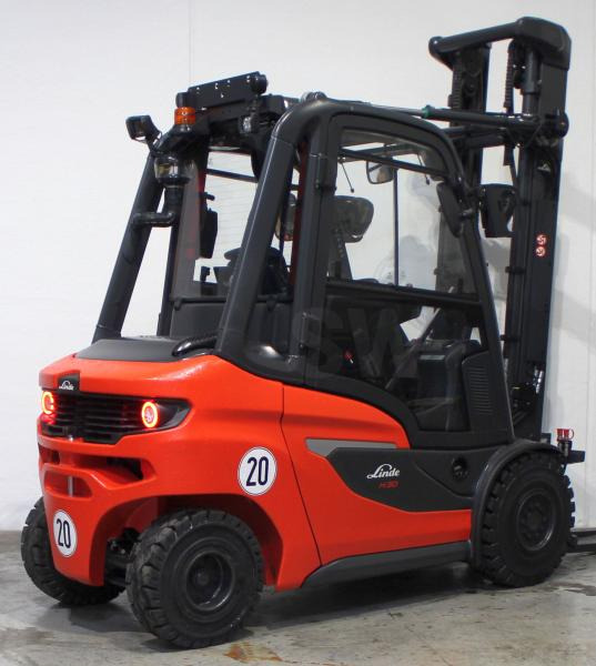 Linde H 30 D 1202 - Carrello elevatore diesel: foto 2 Linde H 30 D 1202 - Carrello elevatore diesel: foto 2