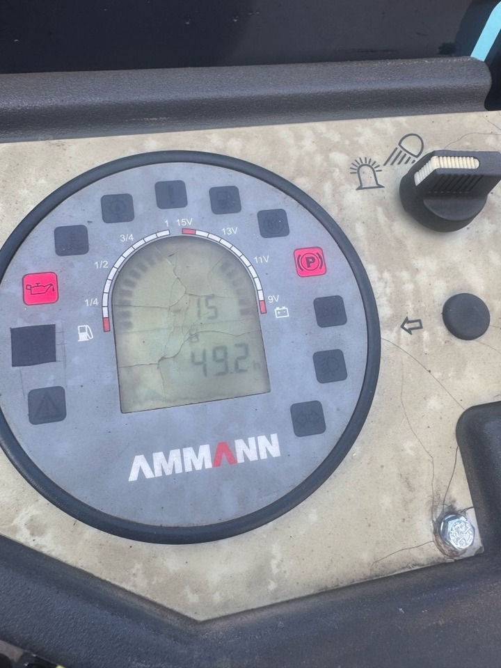 Rullo stradale Ammann ARX 12: foto 6